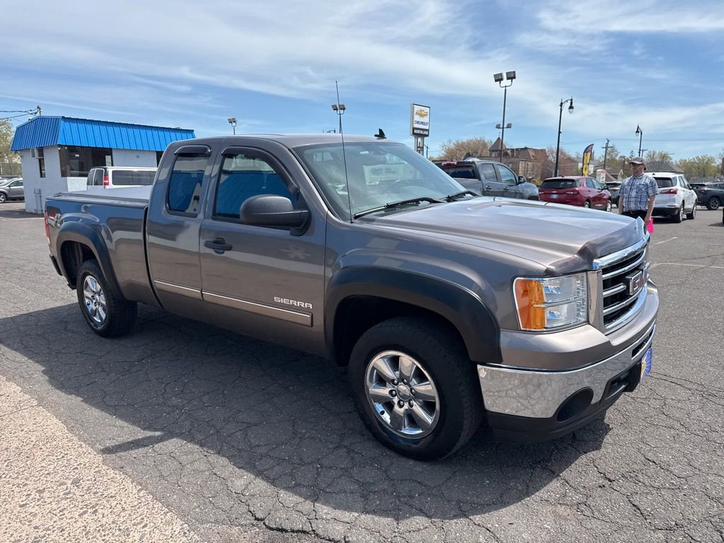 Used 2013 GMC Sierra 1500 SLE w/ Power Tech Package AWD/4WD image 4