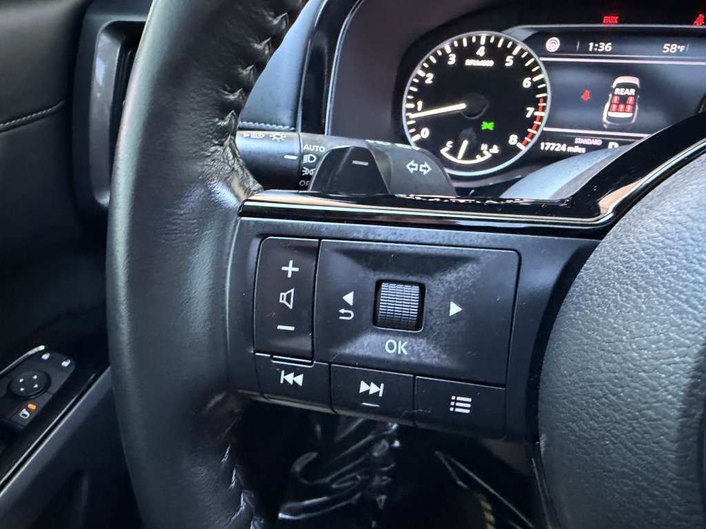 Used 2024 Nissan Pathfinder SL w/ SL Premium Package image 26