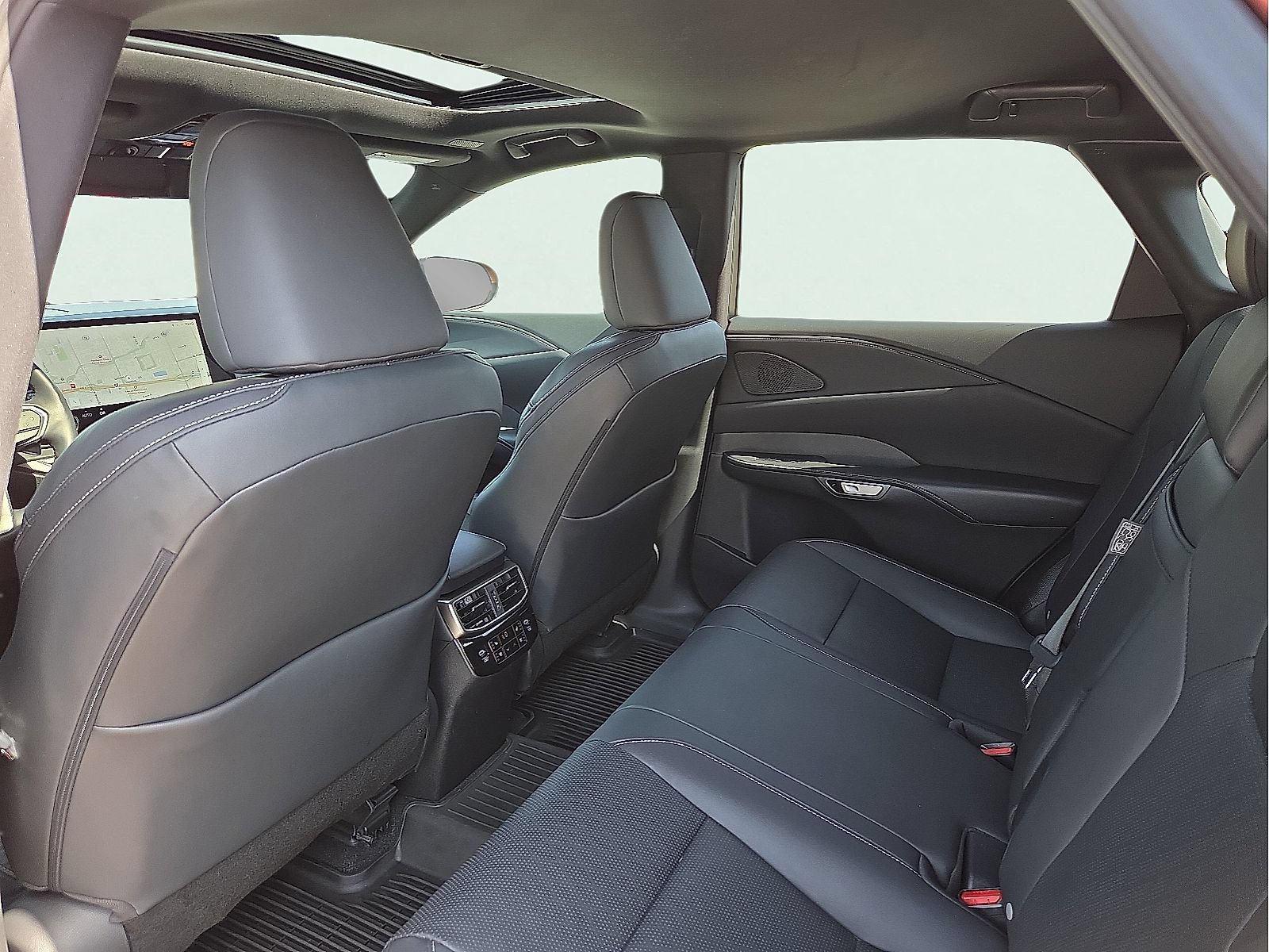 Used 2023 Lexus RX 350 Premium Plus w/ Accessory Package (Z1) AWD/4WD image 10
