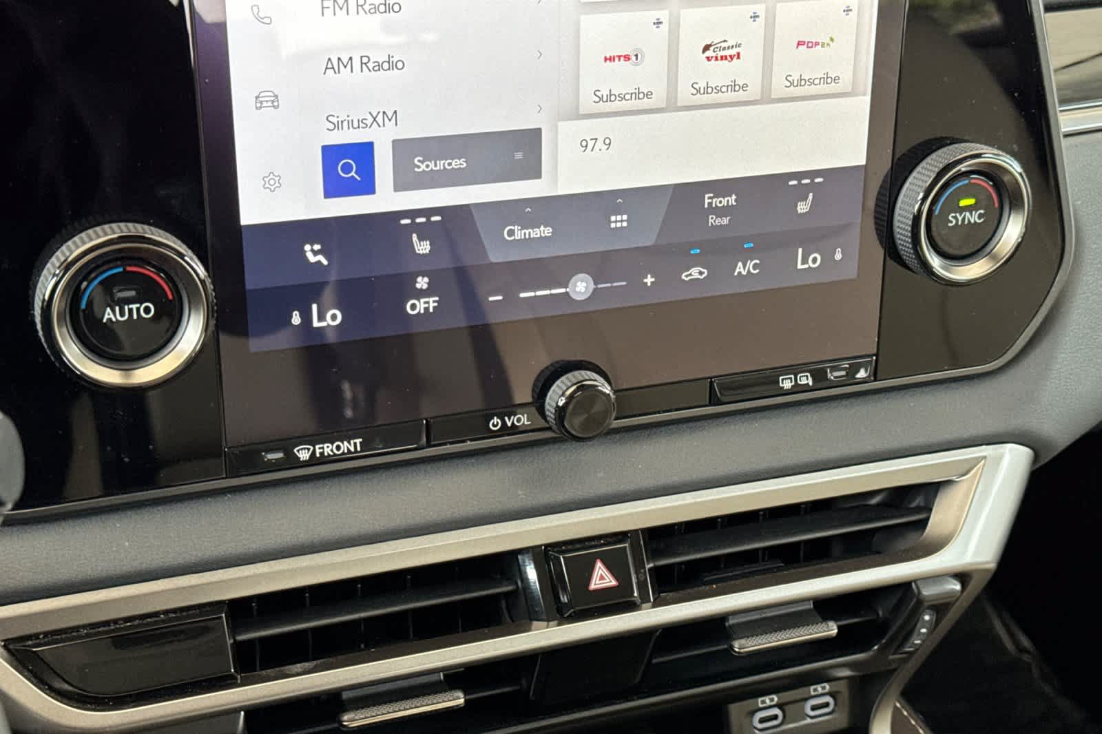 Used 2023 Lexus RX 350 AWD w/ Cold Area Package image 22