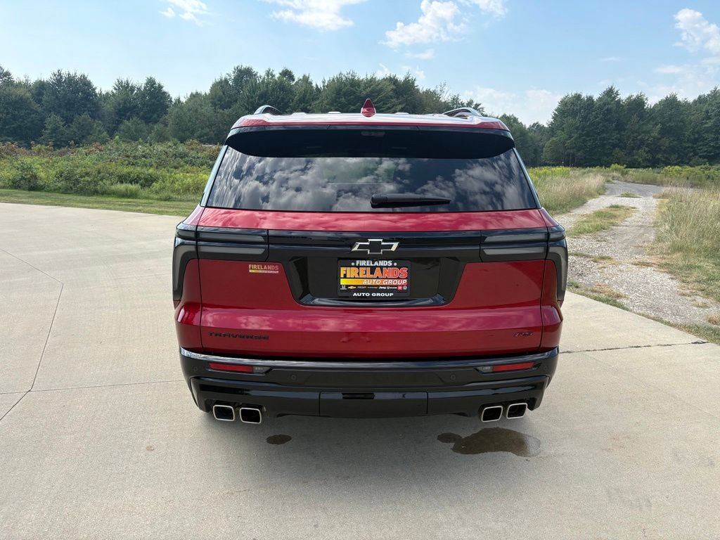 Used 2025 Chevrolet Traverse RS w/ LPO, Floor Liner Package FWD image 8