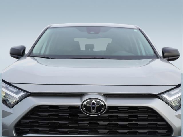 Used 2024 Toyota RAV4 LE FWD image 35