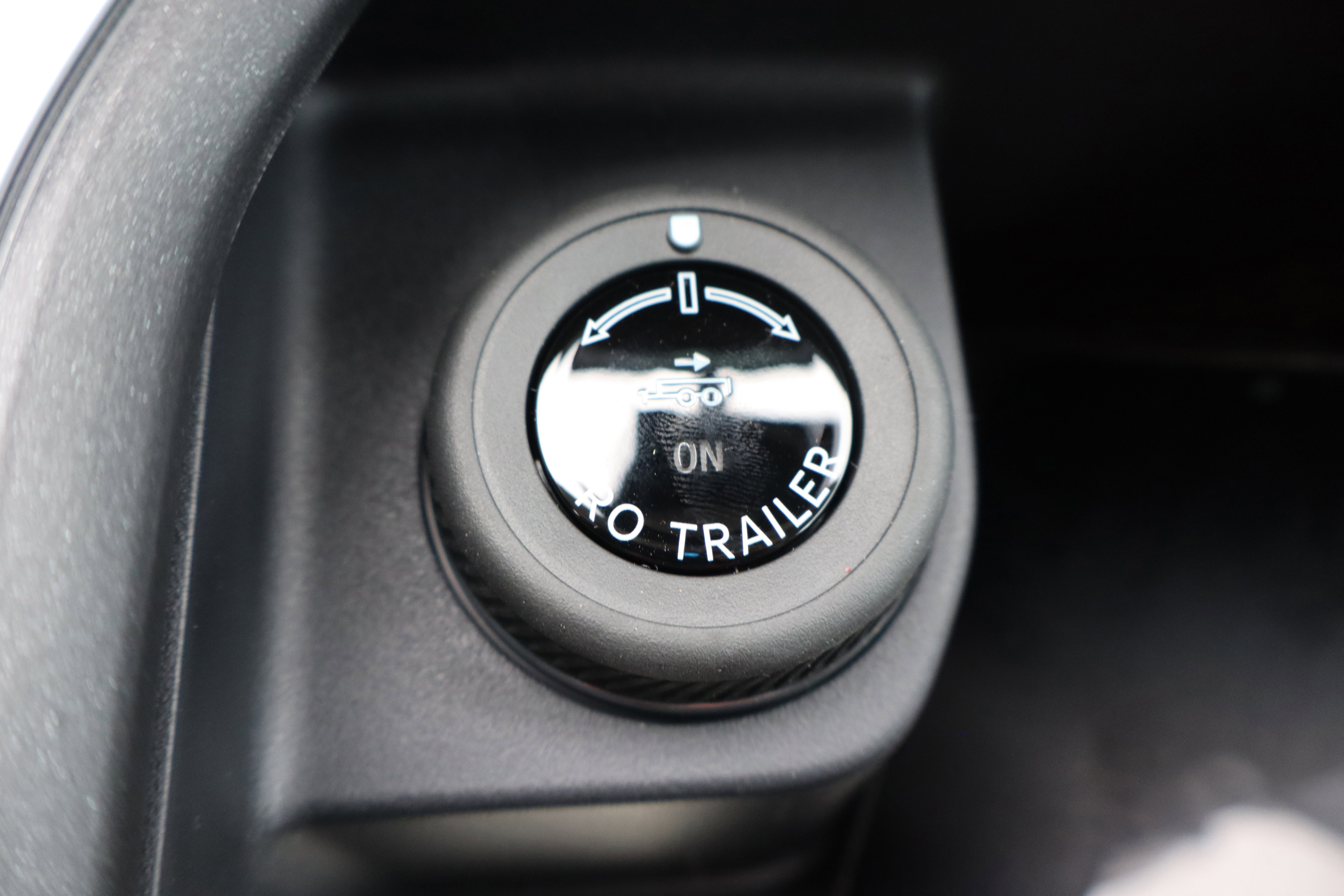 New 2025 Ford Expedition Active image 26