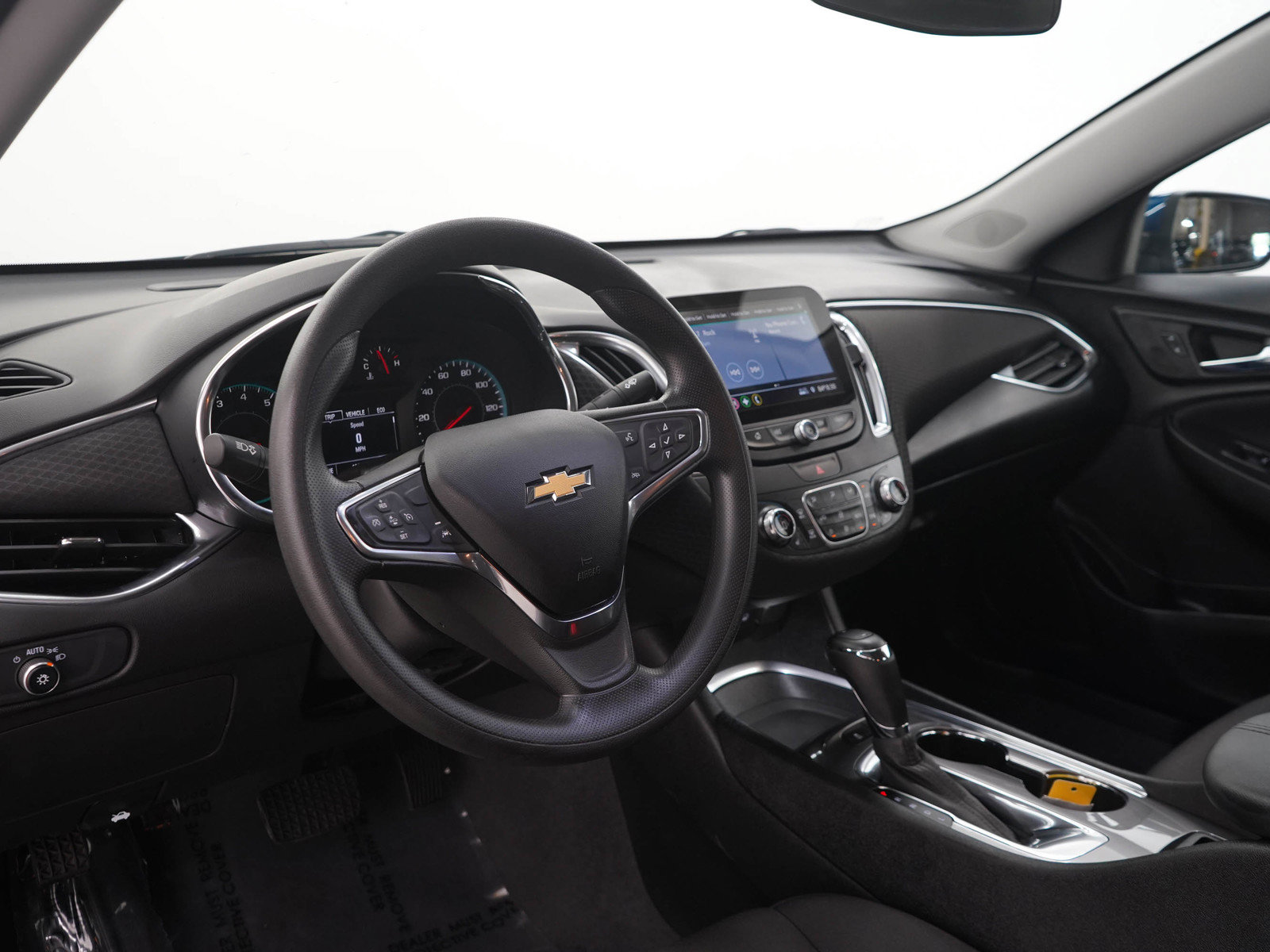 Used 2019 Chevrolet Malibu LT w/ Driver Confidence Package II FWD image 22