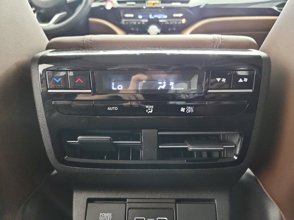 Used 2022 Acura MDX FWD w/ Technology Package image 31