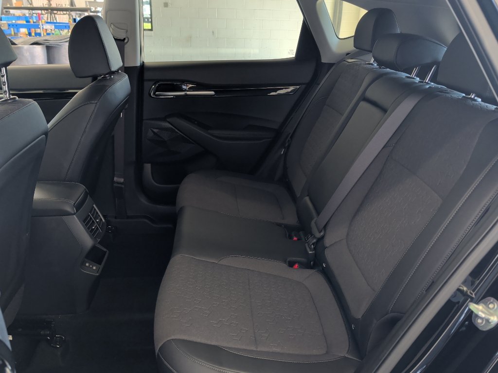 Certified 2025 Kia Seltos S AWD/4WD image 15