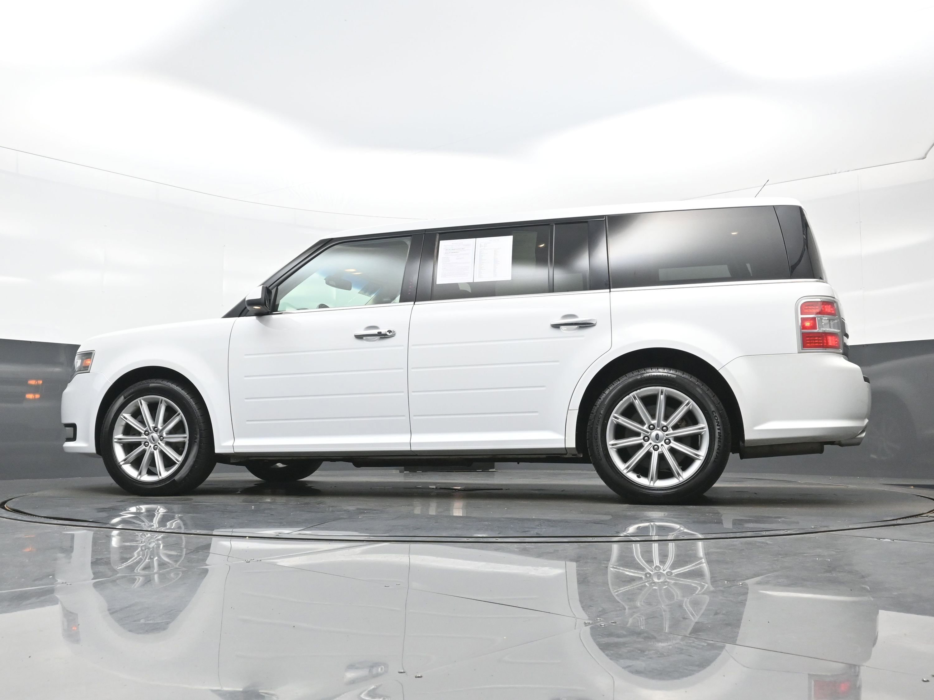 Used 2017 Ford Flex Limited FWD image 31