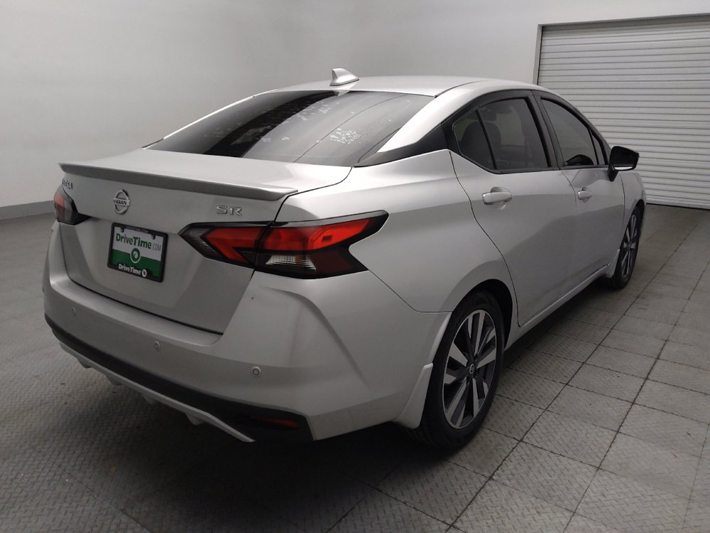 Used 2020 Nissan Versa SR FWD image 9