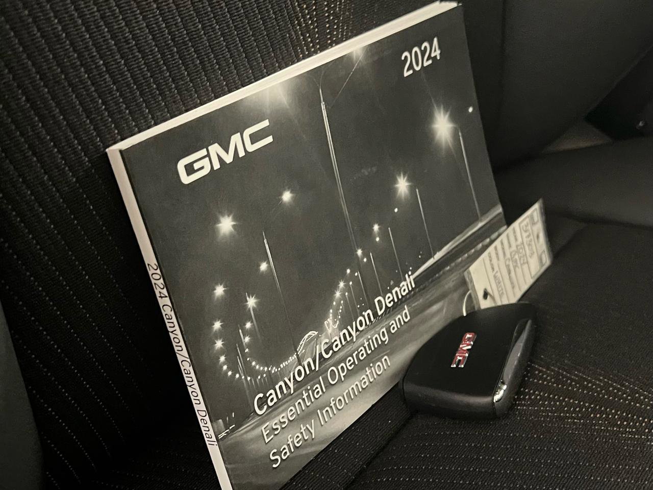 Used 2024 GMC Canyon AT4 w/ Technology Package image 36