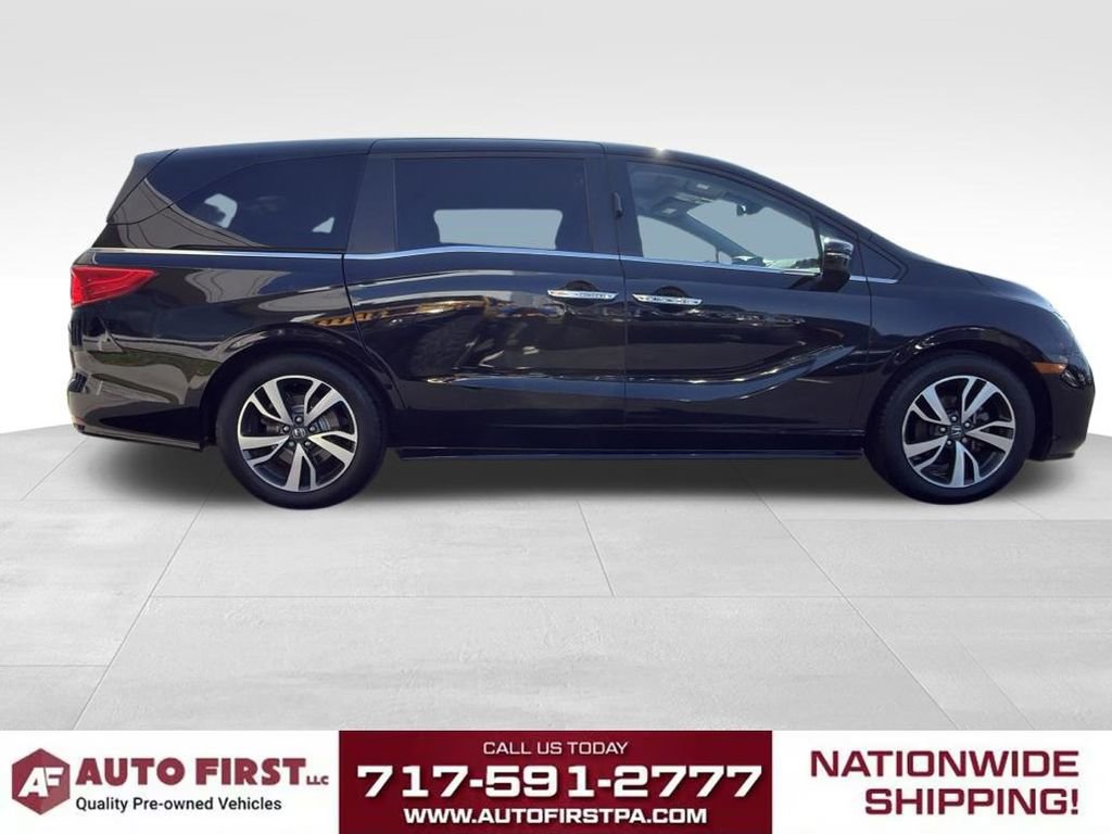 Used 2023 Honda Odyssey Touring image 2