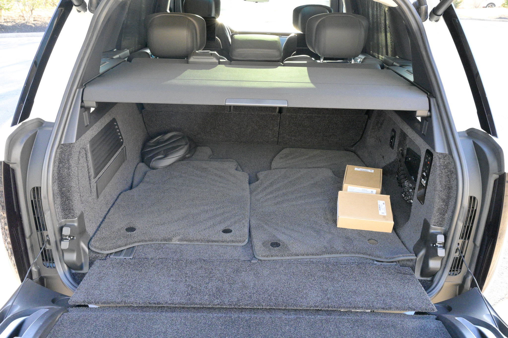 Used 2025 Land Rover Range Rover Long Wheelbase Autobiography image 44