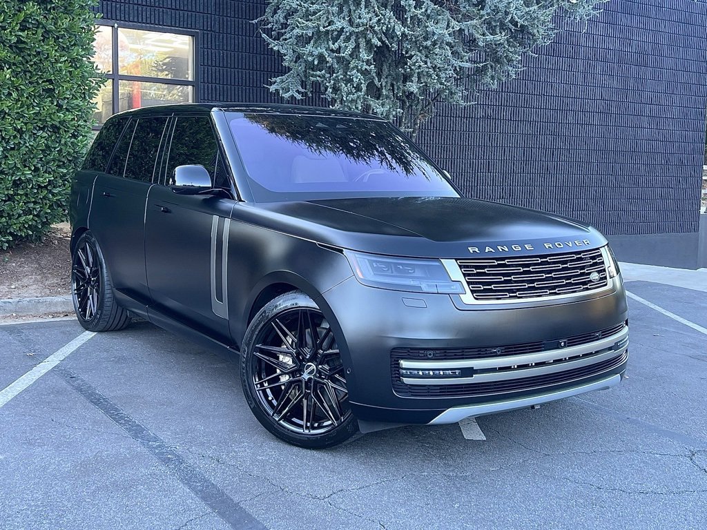 Used 2023 Land Rover Range Rover SE image 6