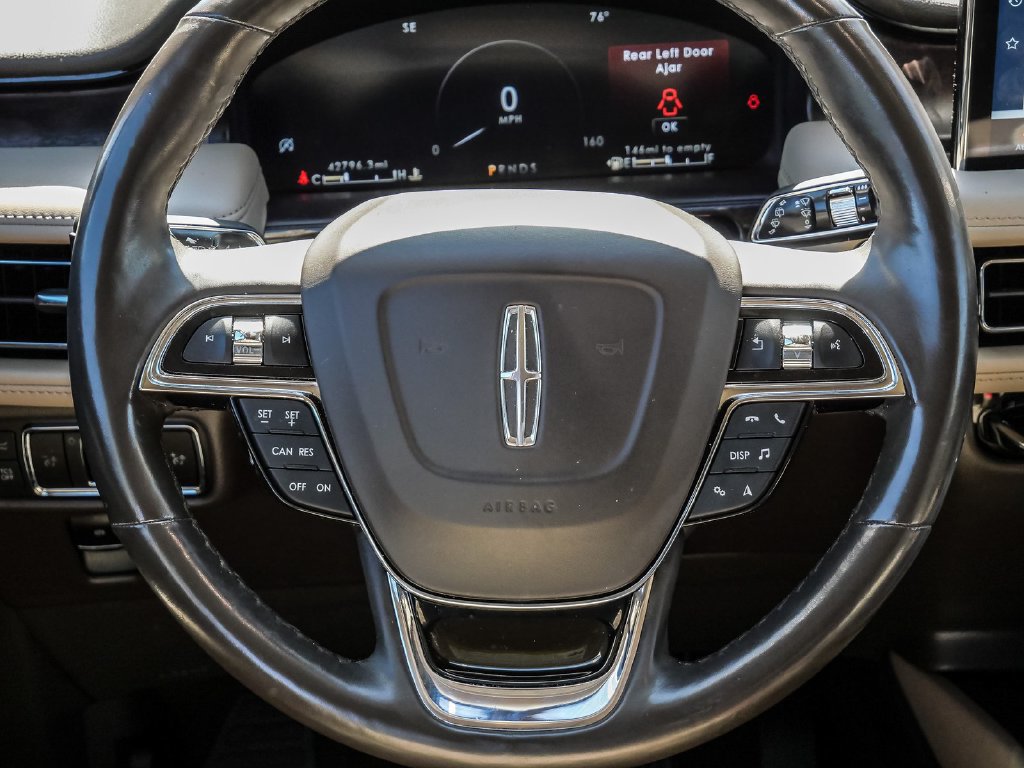 Used 2023 Lincoln Nautilus Reserve AWD/4WD image 29