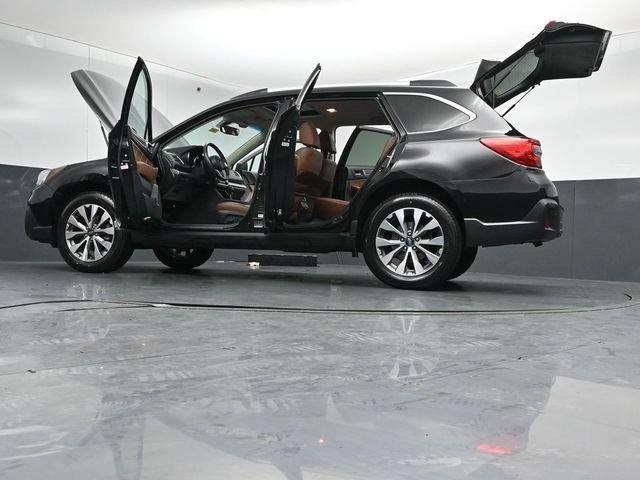Used 2019 Subaru Outback 2.5i Touring w/ Popular Package #3A AWD/4WD image 58