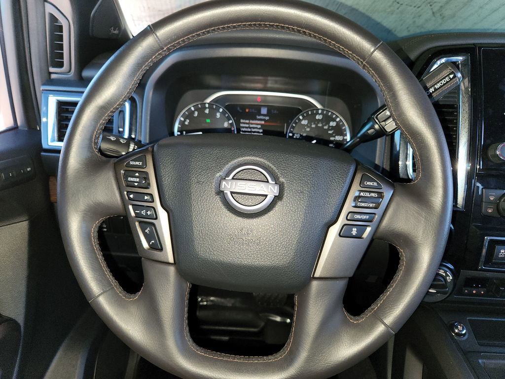Used 2023 Nissan Titan Platinum Reserve w/ Moonroof Package image 25