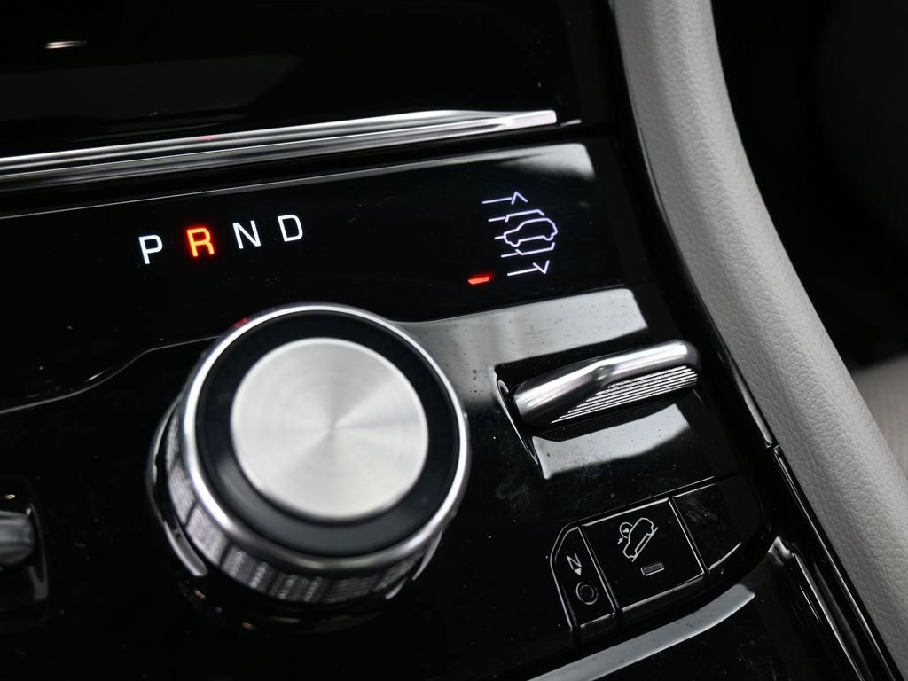 Used 2023 Jeep Grand Cherokee L Summit w/ Luxury Tech Group V image 28