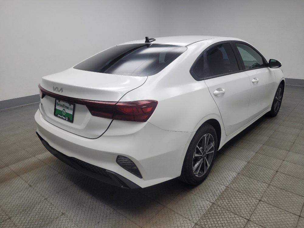 Used 2023 Kia Forte LXS image 9