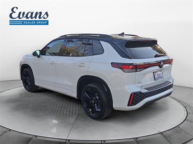 New 2026 Volkswagen Tiguan SE R-Line image 3