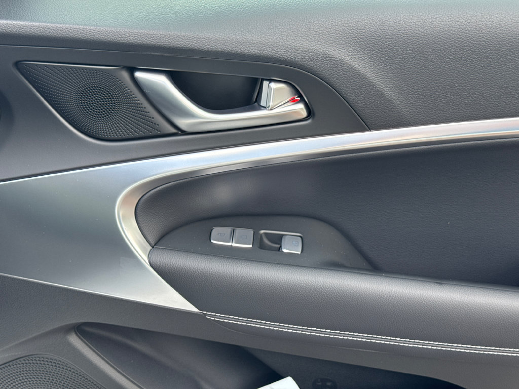 New 2026 Genesis G70 2.5T RWD image 14