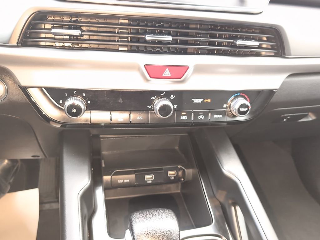 Used 2020 Kia Telluride LX image 20