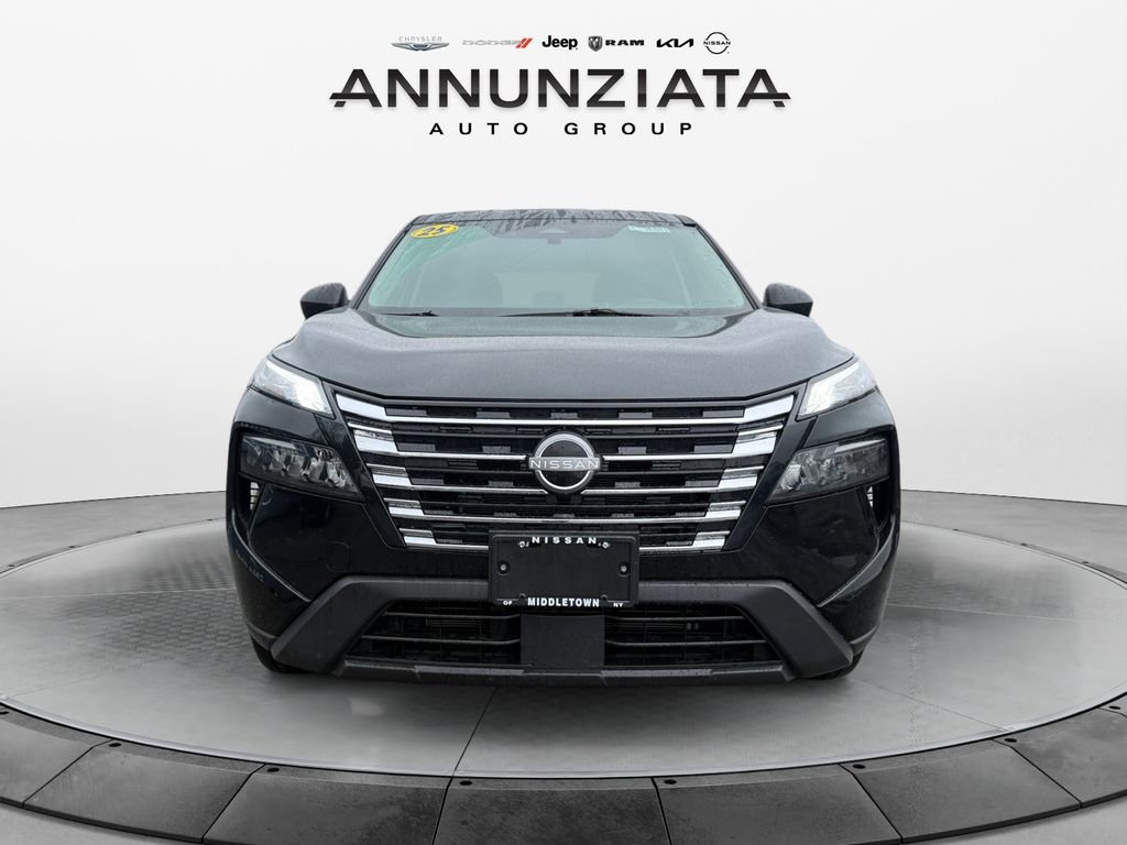 Certified 2025 Nissan Rogue S image 8