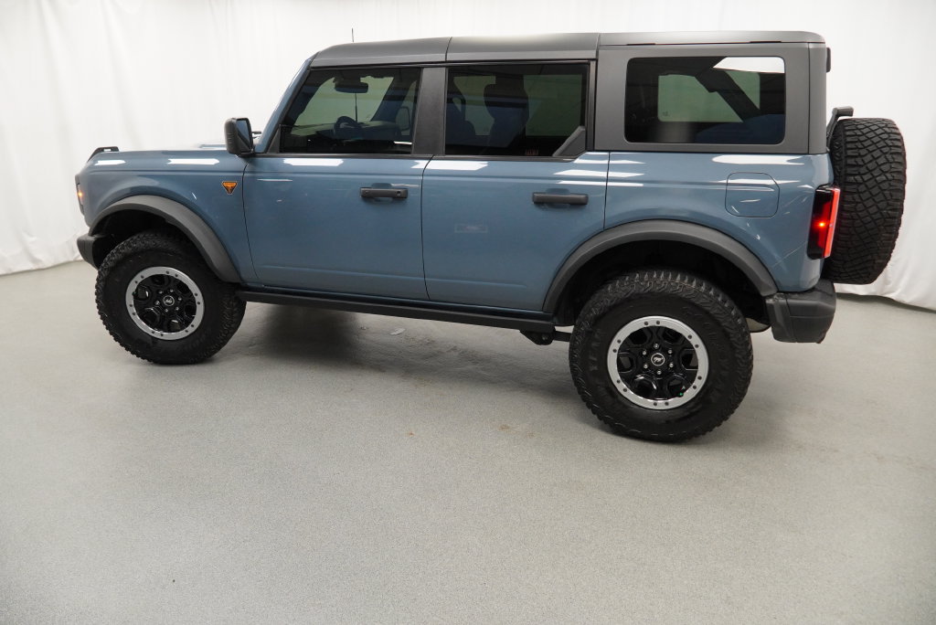 Used 2023 Ford Bronco Badlands w/ Sasquatch Package AWD/4WD image 30