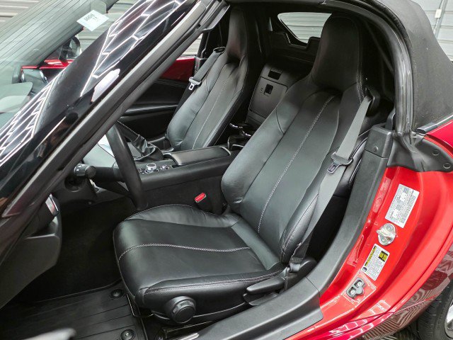Used 2022 MAZDA MX-5 Miata Grand Touring w/ Weather Package RWD image 15