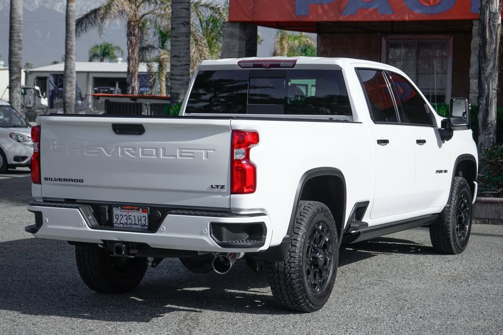 Used 2022 Chevrolet Silverado 2500 LTZ w/ LTZ Plus Package AWD/4WD image 12