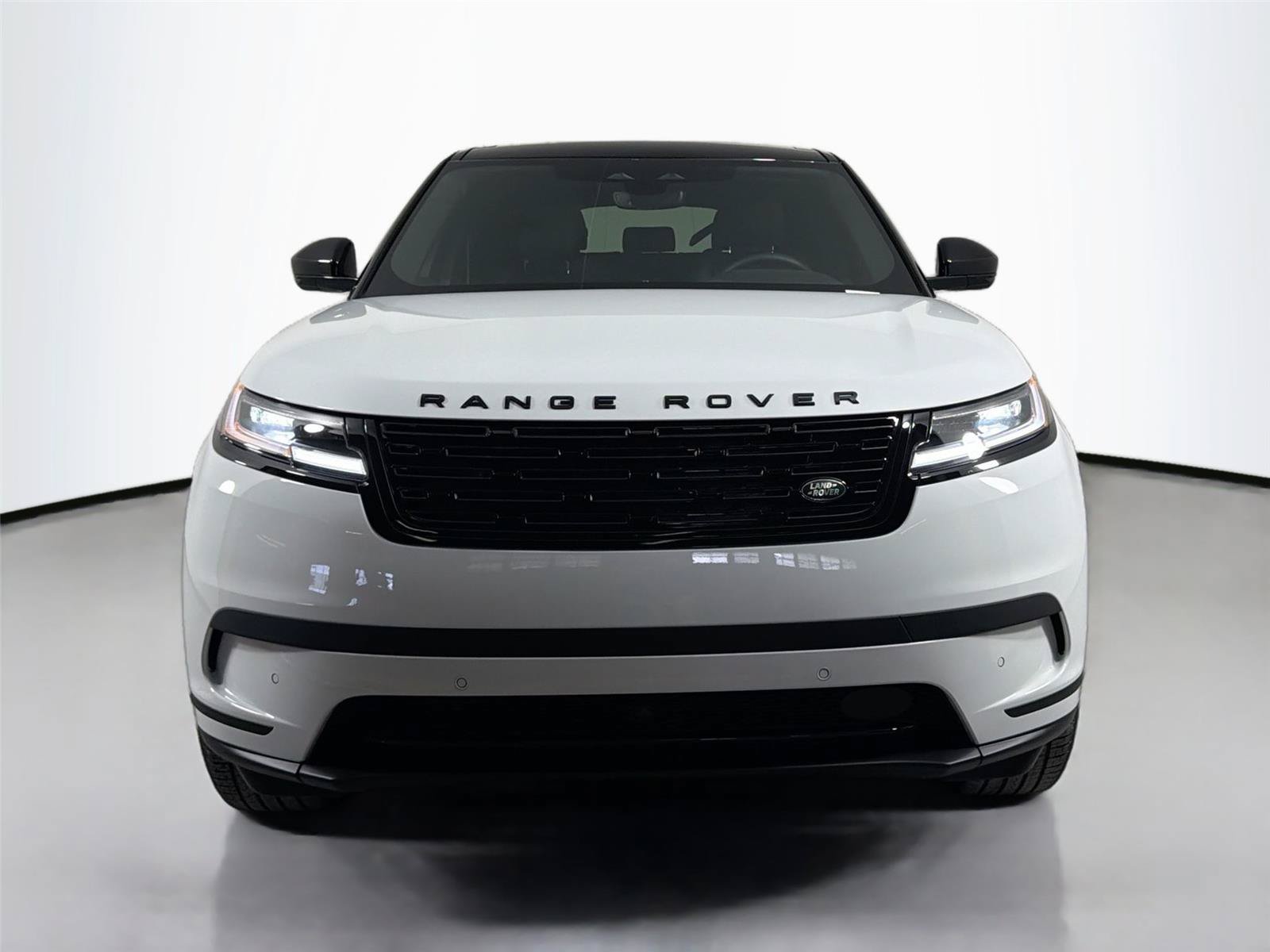 New 2026 Land Rover Range Rover Velar S AWD/4WD image 2