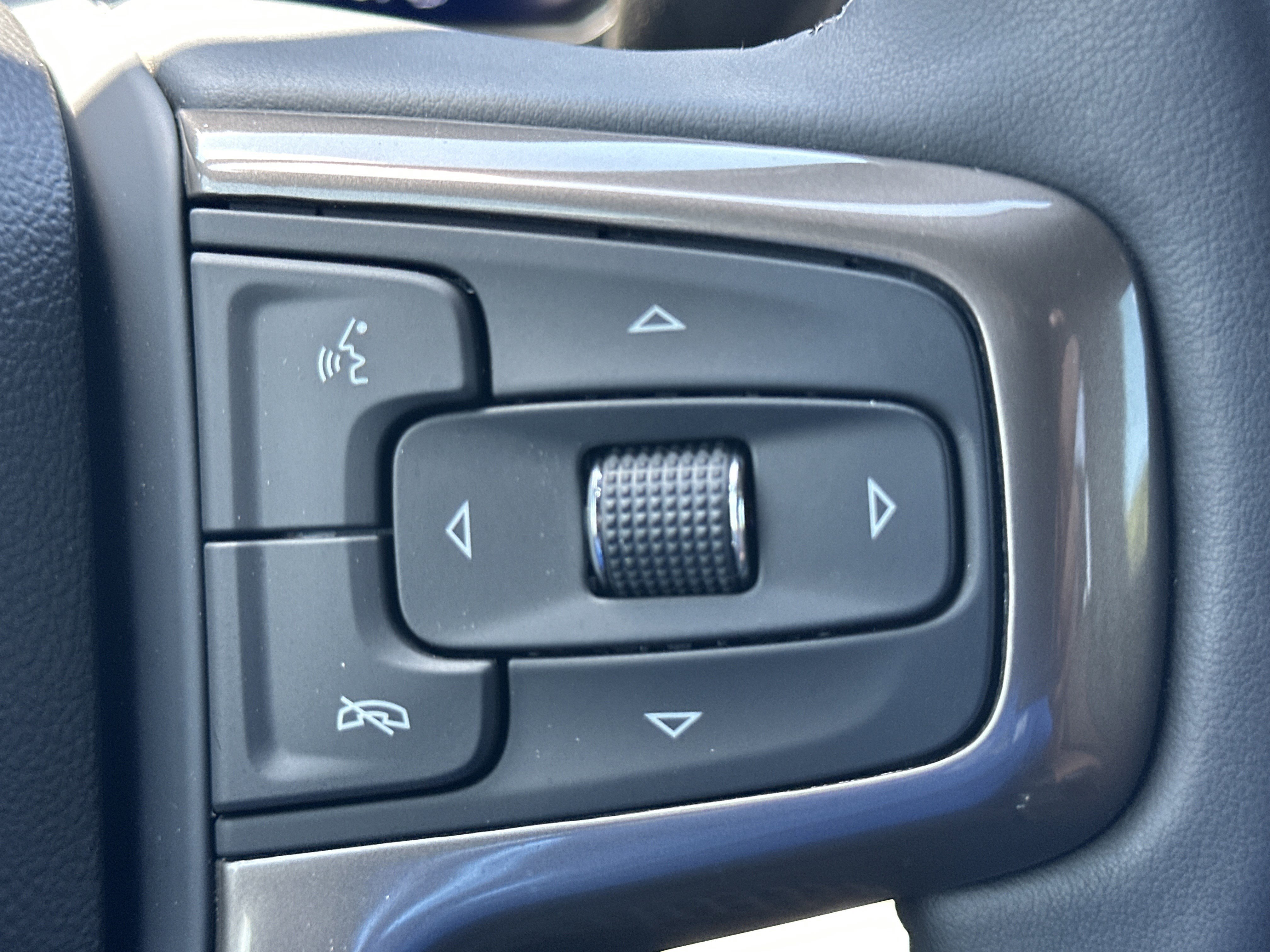 Certified 2024 Chevrolet Silverado 2500 High Country w/ High Country Premium Package AWD/4WD image 27