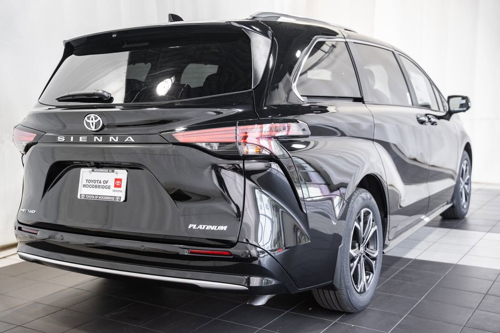 New 2026 Toyota Sienna Platinum image 4