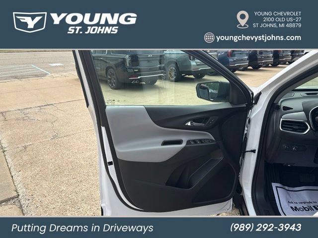 Used 2024 Chevrolet Equinox LS w/ LS Convenience Package FWD image 13