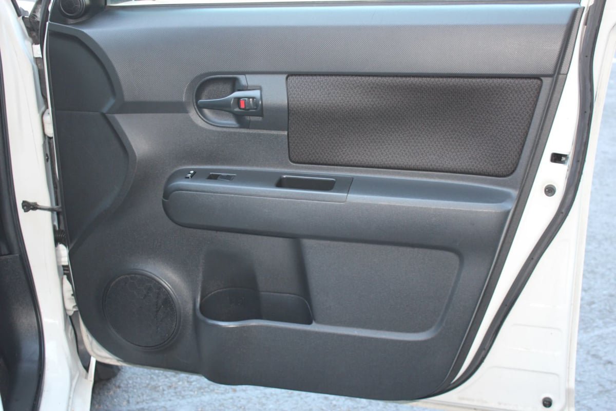 Used 2009 Scion xB FWD image 16