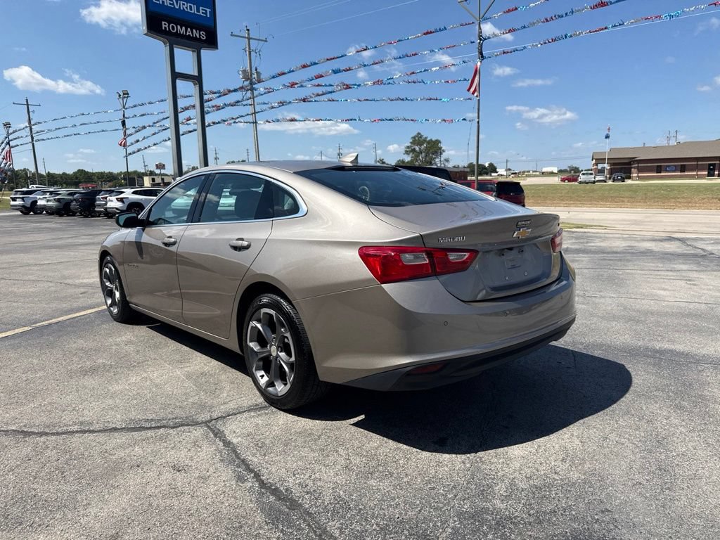 Used 2024 Chevrolet Malibu LT FWD image 7