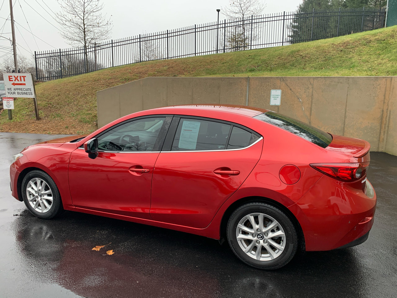 Used 2014 MAZDA MAZDA3 i Touring image 3