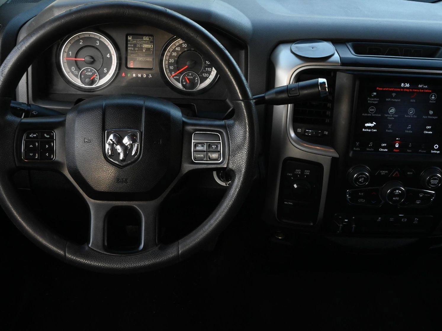 Used 2018 RAM 2500 SLT AWD/4WD image 62