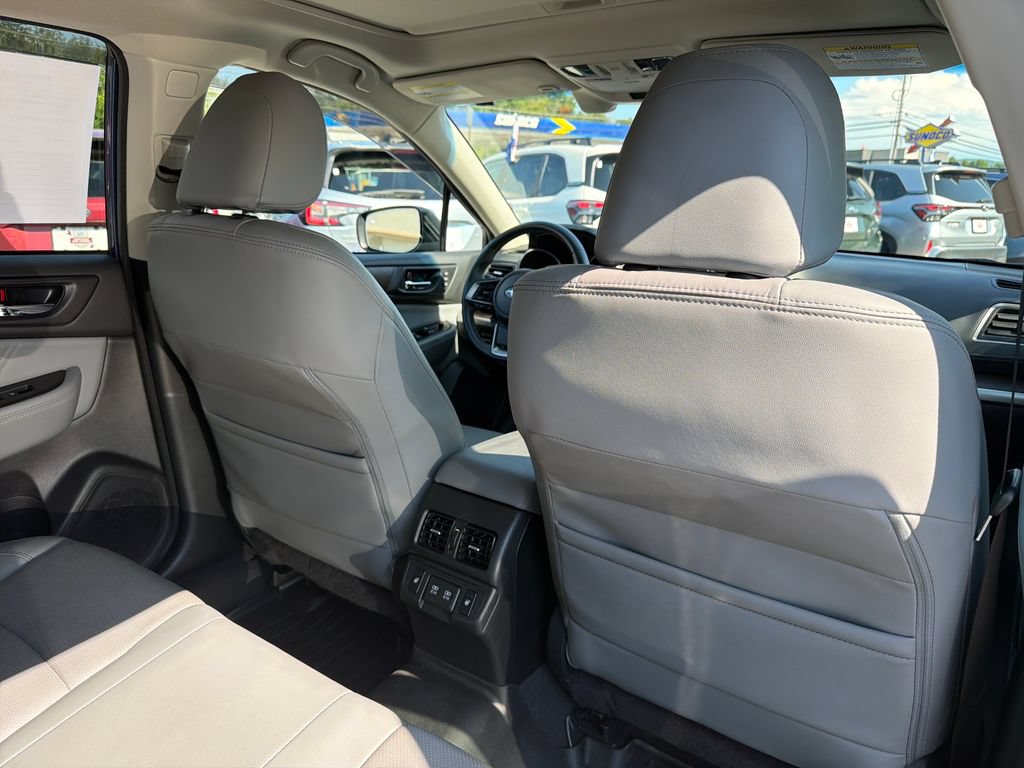 Used 2019 Subaru Outback 2.5i Limited AWD/4WD image 37
