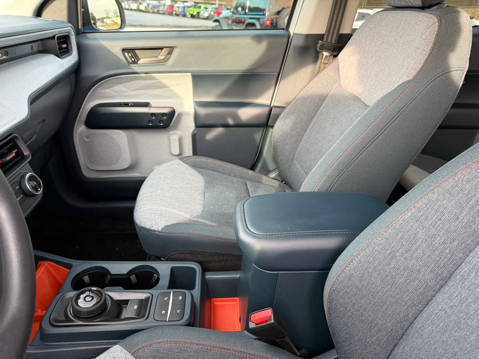 Used 2024 Ford Maverick XLT image 24