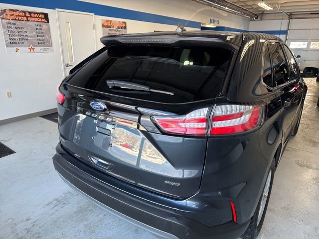 Used 2024 Ford Edge SEL w/ Convenience Package image 6