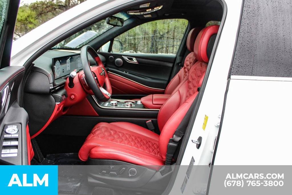 Used 2025 Genesis GV80 3.5T image 16