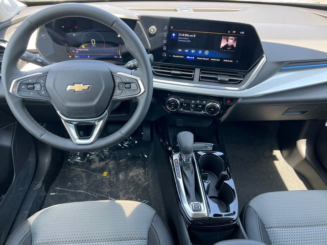 New 2026 Chevrolet Trax LT FWD image 2