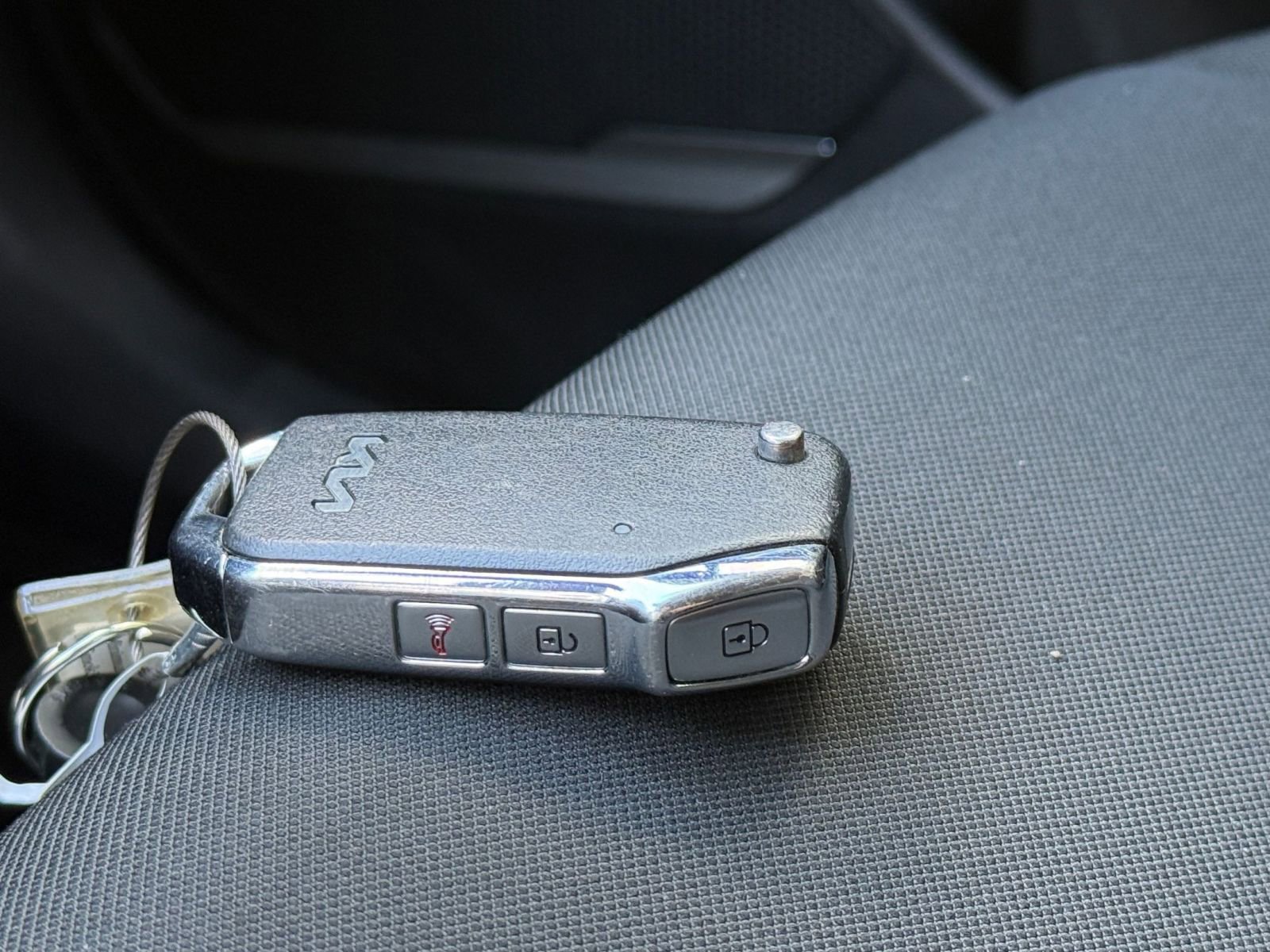Used 2025 Kia Sportage LX FWD image 21