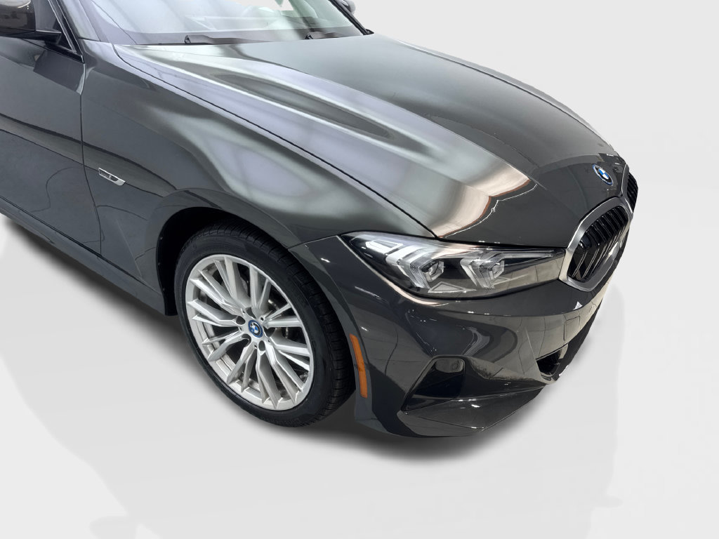 Used 2023 BMW 330e xDrive w/ Premium Package AWD/4WD image 21
