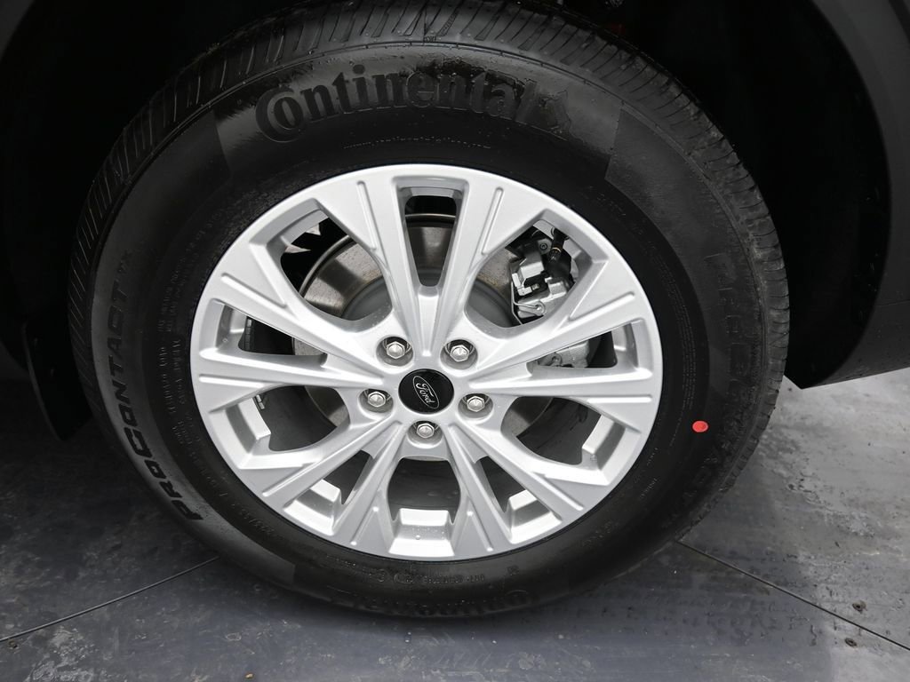 New 2026 Ford Escape Active w/ Cold Weather Package image 32