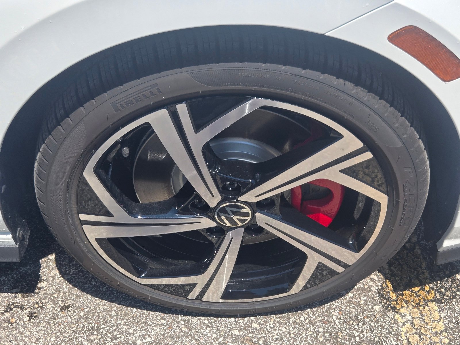 New 2026 Volkswagen GTI SE FWD image 11