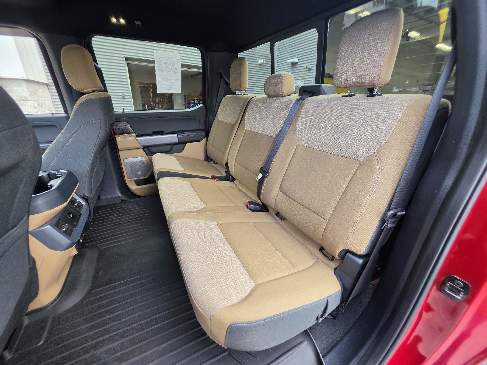 Used 2024 Ford F350 XLT w/ XLT Premium Package AWD/4WD image 19