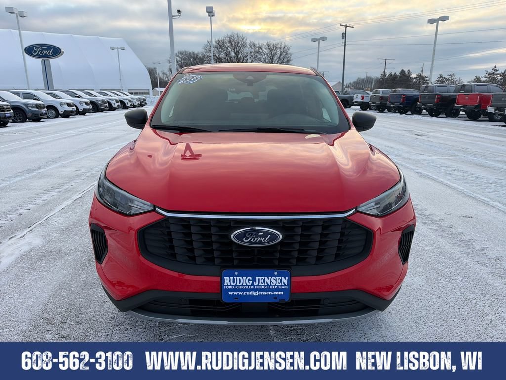 Used 2024 Ford Escape Active w/ Tech Pack #1 AWD/4WD image 8