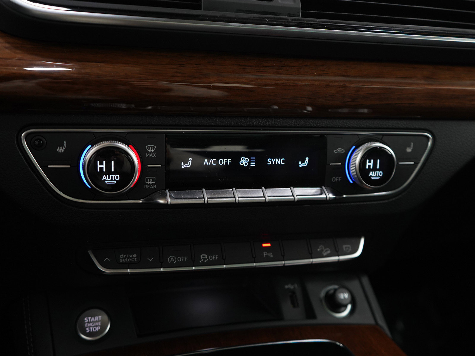 Used 2023 Audi Q5 2.0T Premium Plus w/ Premium Plus Package image 25