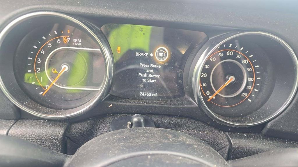 Used 2021 Jeep Gladiator Overland w/ Popular Equipment Package image 16