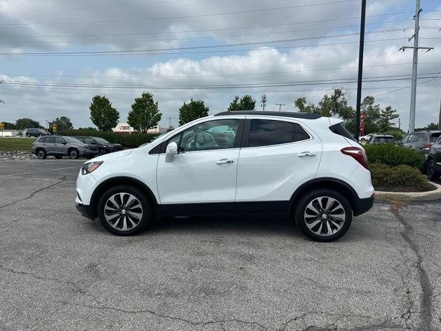 Used 2017 Buick Encore Essence FWD image 4